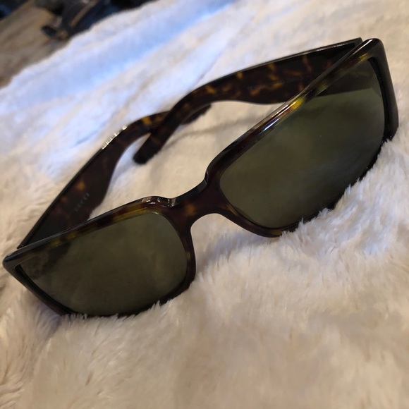 Gucci Sunglasses (Dark Tortoise Shell) - Picture 1 of 8